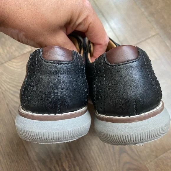 Johnston And Murphy Little Boys Dress Shoes Velcro Close Kids Size 11 - Picture 4 of 7